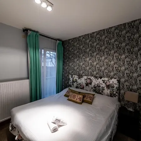 Onderbergen Hotel Gandawa